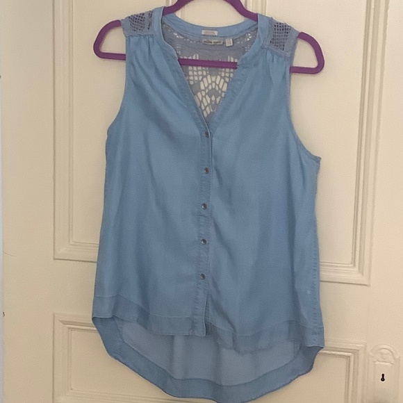 Holding Horses Top Sz 8 - Picture 3 of 4